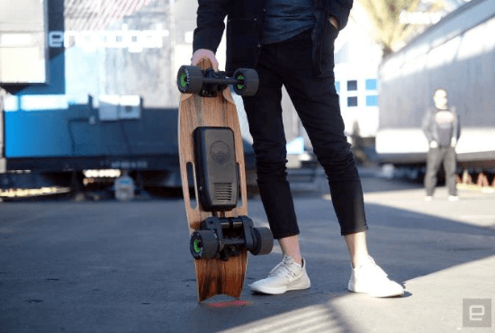 carrying electric skateboard
